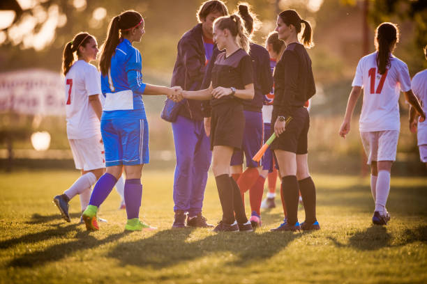 他多次通过 他多次通过