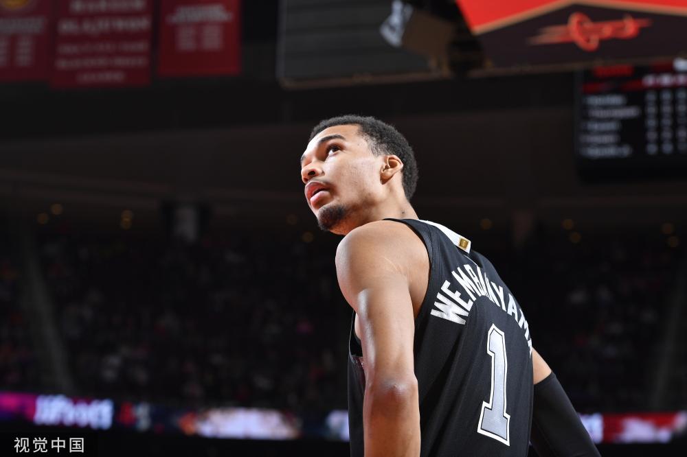 也反映出他 也反映出他